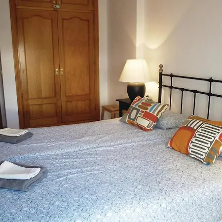 3 Bedroom Awesome In Holiday home