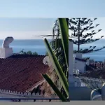 Dom wakacyjny 3 Bedroom Awesome In Nerja