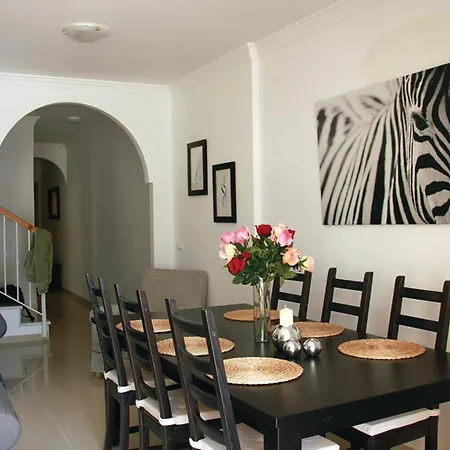3 Bedroom Awesome In Сasa de vacaciones *