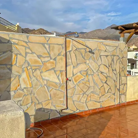 Dom wakacyjny 3 Bedroom Awesome In *