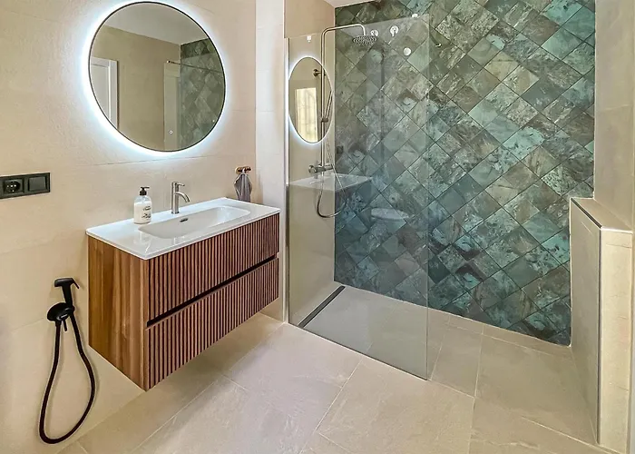 3 Bedroom Awesome In Dom wakacyjny *