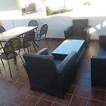 3 Bedroom Awesome In * 内尔哈